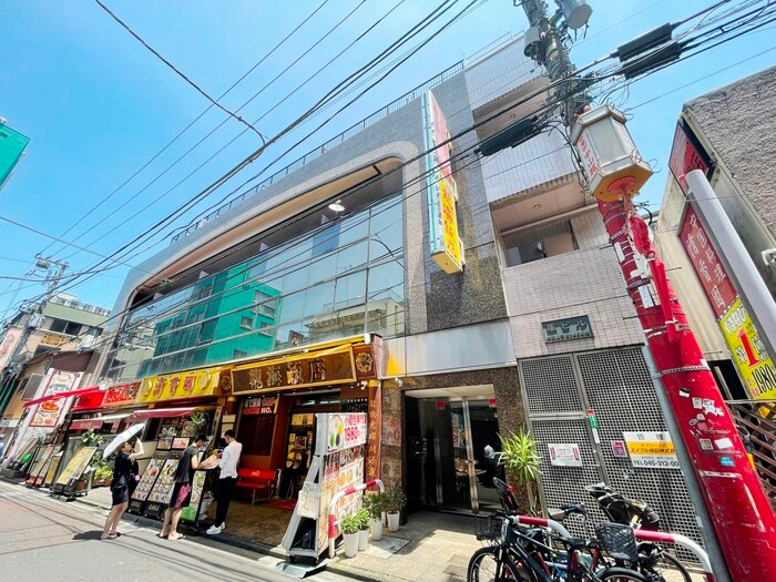 ﾛｰｽﾞﾏﾝｼｮﾝR＆Aの物件外観写真