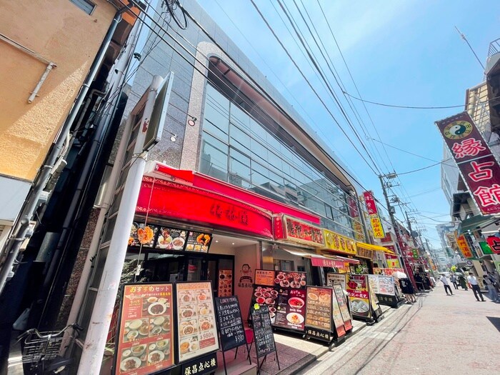 ﾛｰｽﾞﾏﾝｼｮﾝR＆Aの物件外観写真