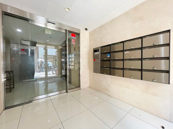 ﾛｰｽﾞﾏﾝｼｮﾝR＆Aの物件外観写真