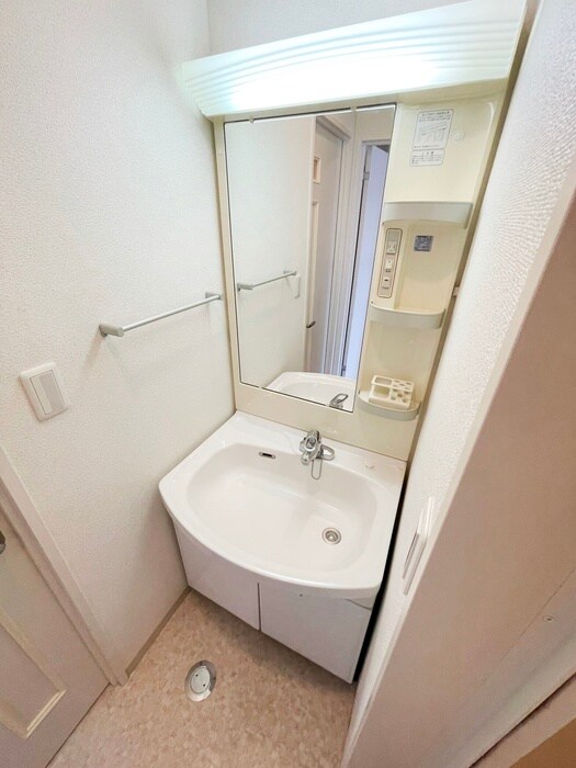 ﾛｰｽﾞﾏﾝｼｮﾝR＆Aの物件内観写真