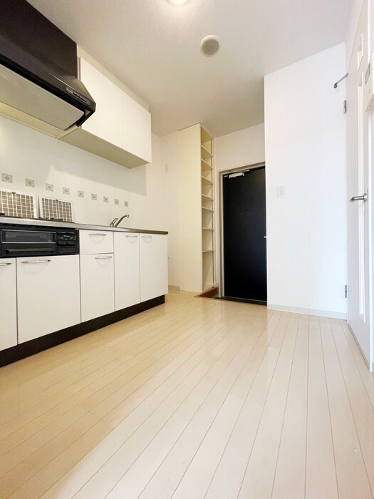 ﾛｰｽﾞﾏﾝｼｮﾝR＆Aの物件内観写真