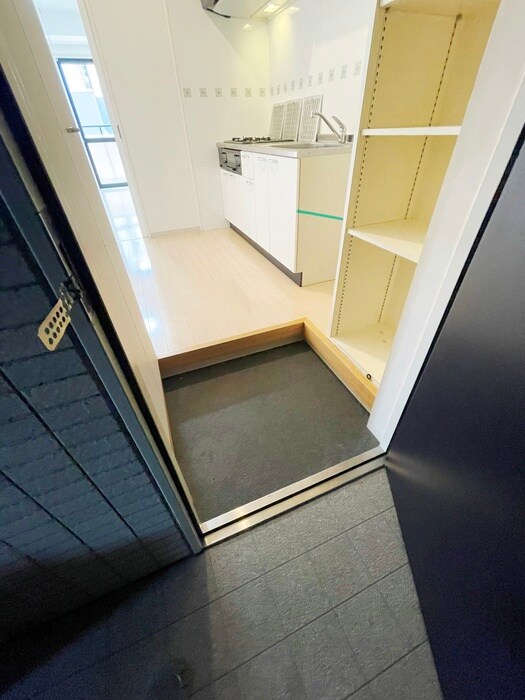 ﾛｰｽﾞﾏﾝｼｮﾝR＆Aの物件内観写真