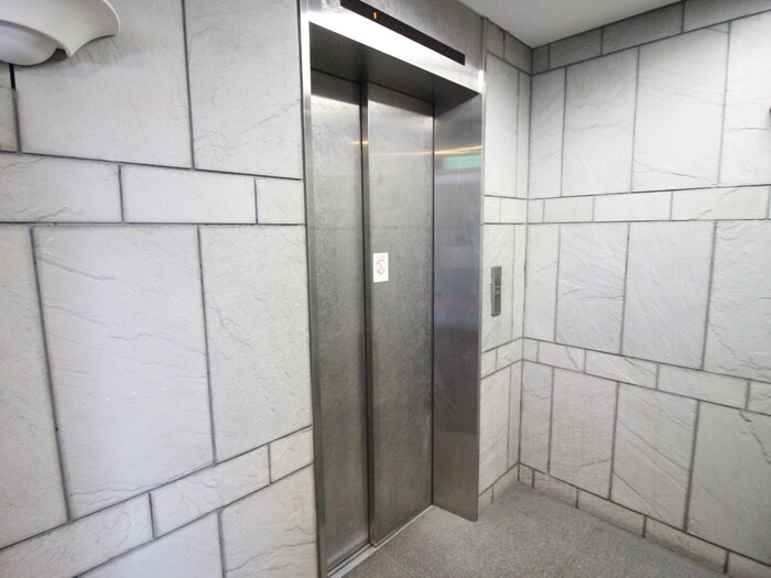 メゾン  エス  ユ－の物件外観写真