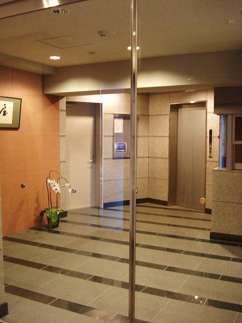 フォレスタの物件外観写真