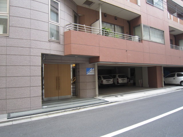 フォレスタの物件外観写真