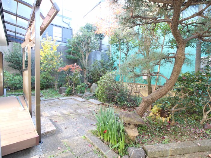 下田町三丁目貸家の物件外観写真