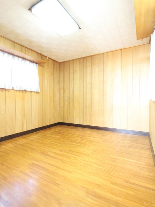 下田町三丁目貸家の物件内観写真