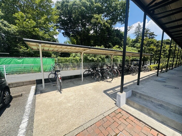 ドルフ北烏山Ａの物件外観写真