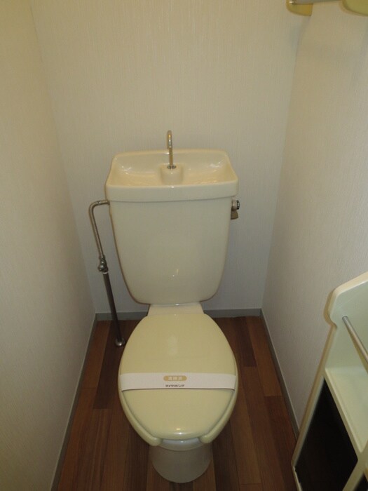 ドルフ北烏山Ａの物件内観写真