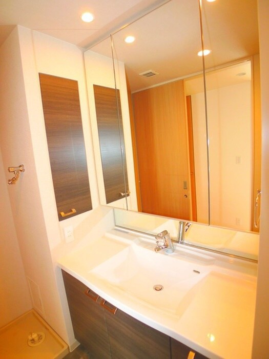 コンフォリア大宮の物件内観写真