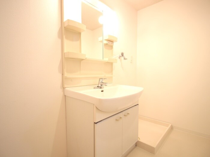 リバ－レセンタ－南の物件内観写真