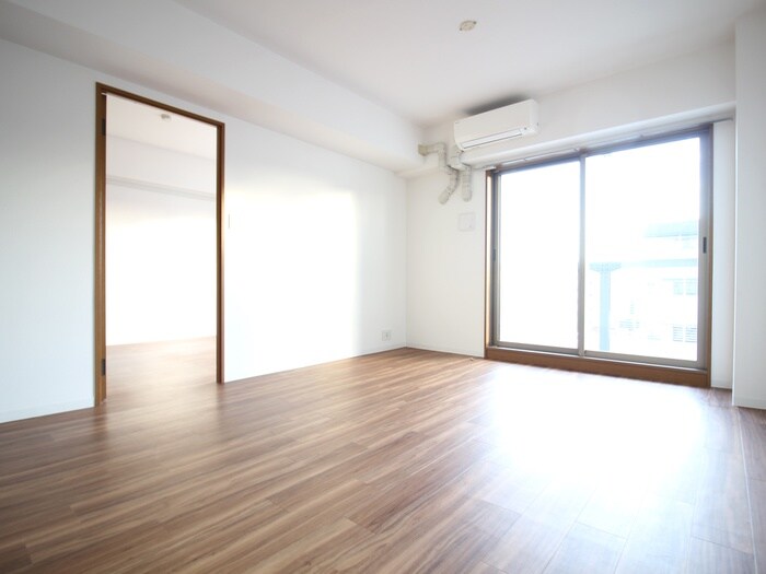 リバ－レセンタ－南の物件内観写真