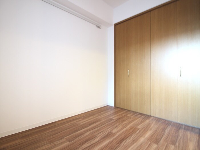 リバ－レセンタ－南の物件内観写真