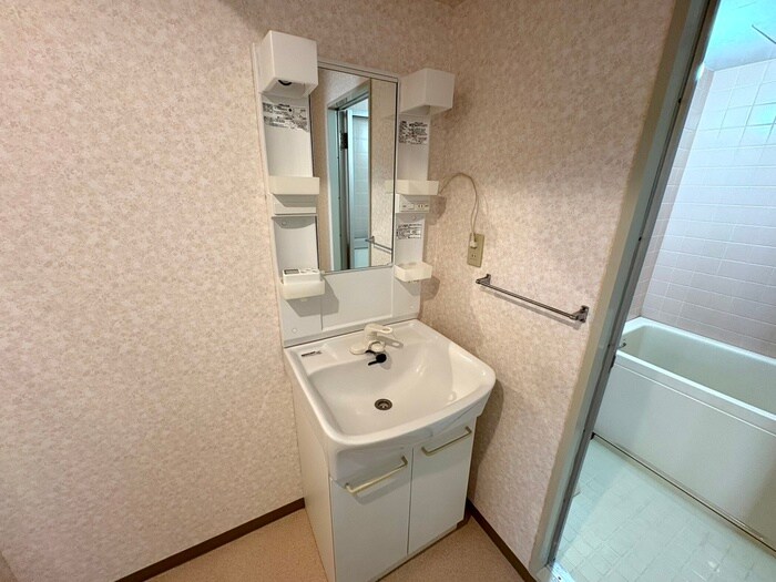 サンハイム茂呂の物件内観写真