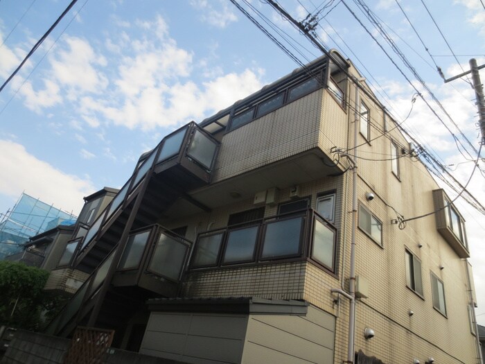 メゾンエミールの物件外観写真