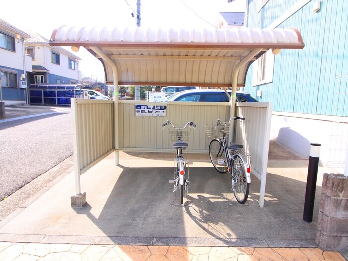 ポート・ルピナスＡ棟の物件外観写真