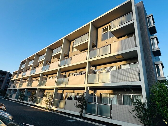 グランドゥール鶴ヶ島の物件外観写真