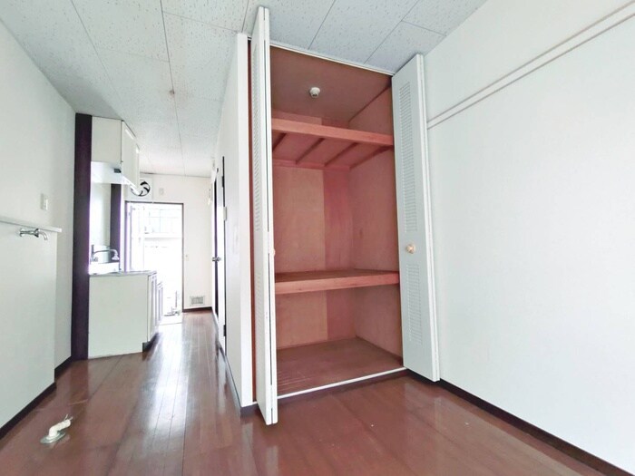 シェモア（東側）の物件内観写真