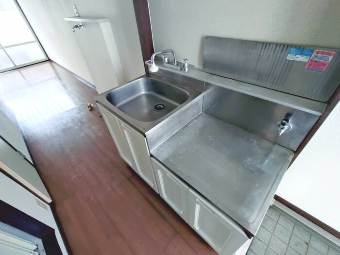 シェモア（東側）の物件内観写真