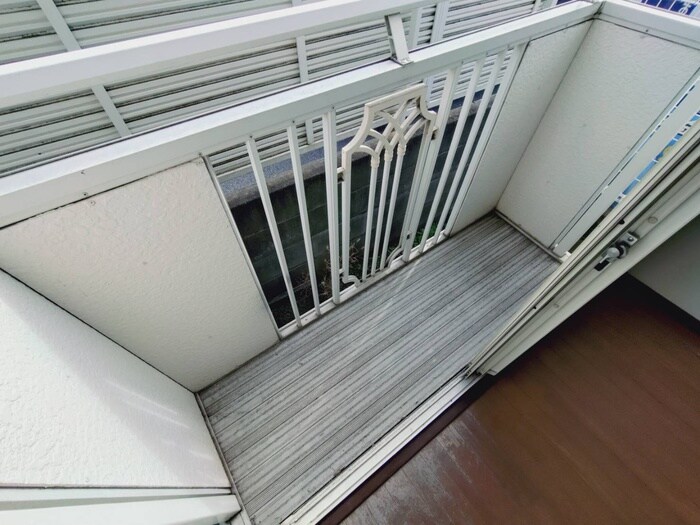 シェモア（東側）の物件内観写真