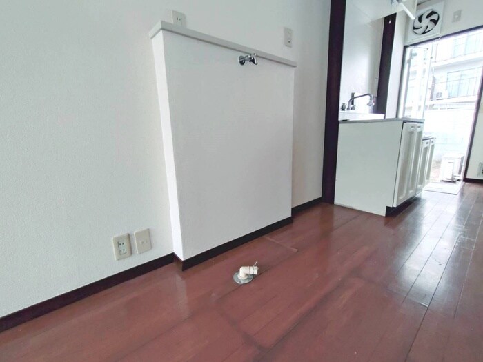 シェモア（東側）の物件内観写真