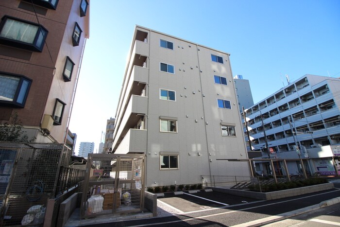 フィレ・デ・フルールの物件外観写真