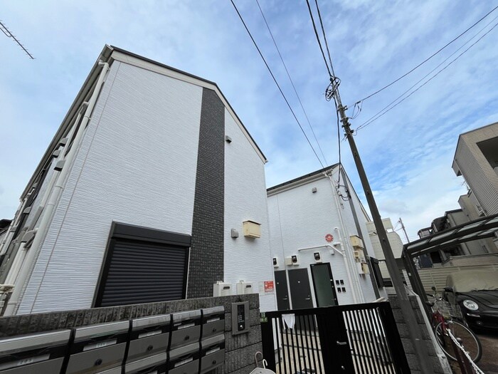 サークルハウス東松原の物件外観写真