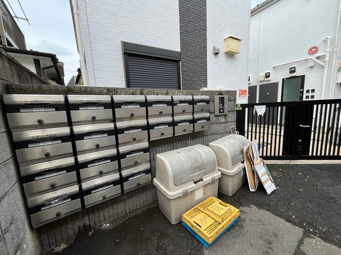 サークルハウス東松原の物件外観写真