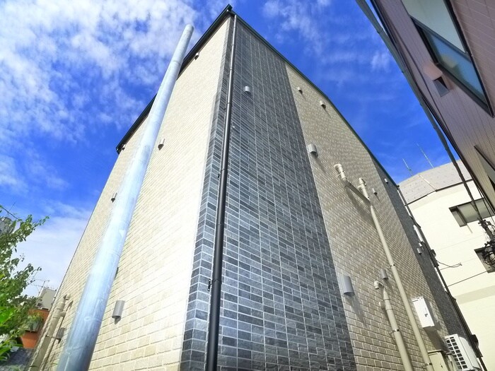 ブリリアントコート梅島の物件外観写真