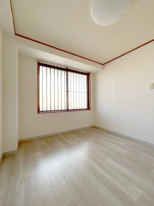 レジデンス三原の物件内観写真