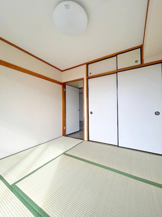 レジデンス三原の物件内観写真