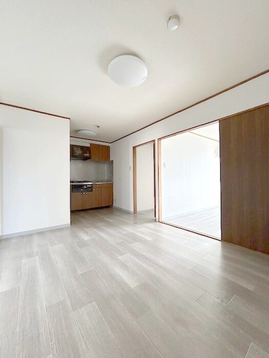 レジデンス三原の物件内観写真