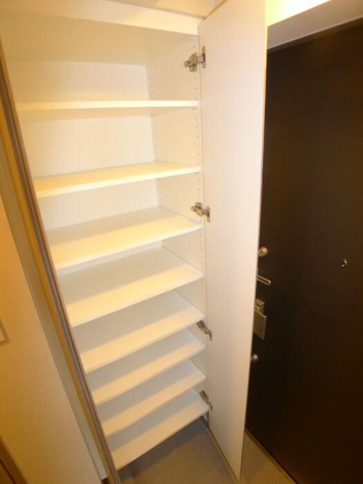 ユリカロゼ北綾瀬の物件内観写真