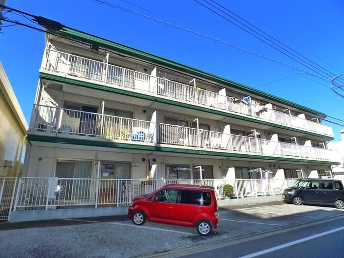 メゾンオンダの物件外観写真