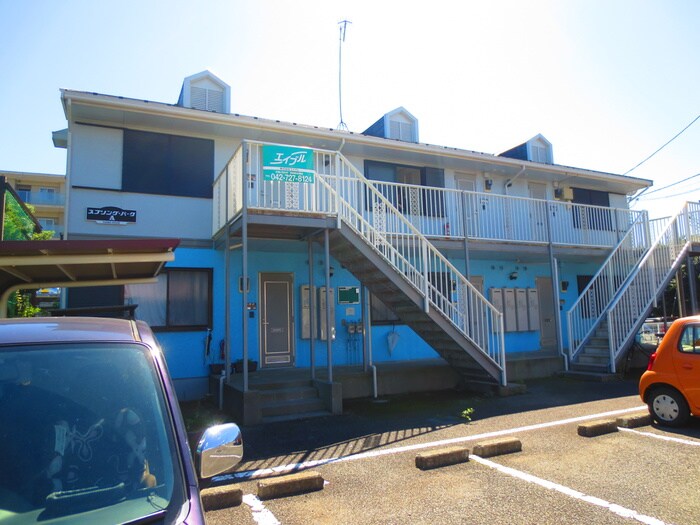 スプリングパ－クＡ棟の物件外観写真