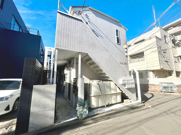 ホワイトパレス上北沢の物件外観写真