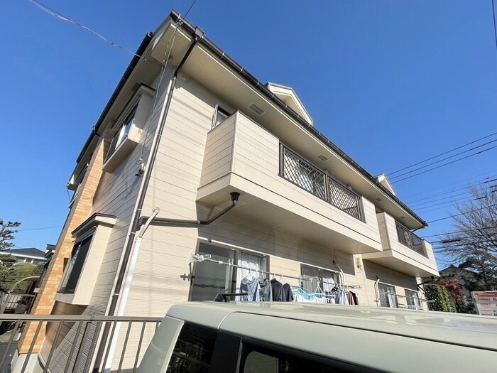 それいゆ一ツ橋一番館の物件外観写真