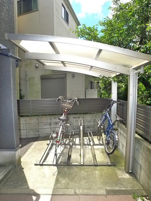 クイ－ンズコ－トⅡの物件外観写真