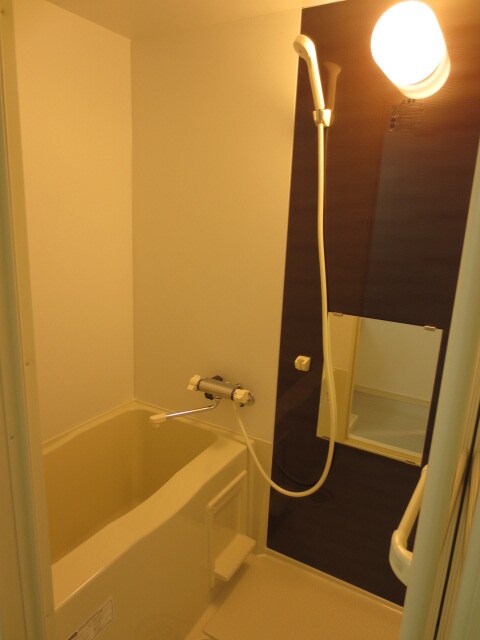 クイ－ンズコ－トⅡの物件内観写真