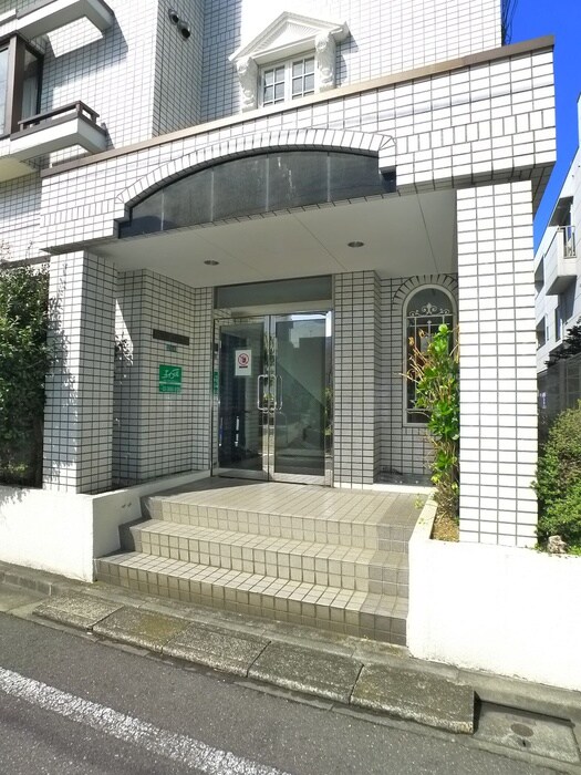 カルムメゾンの物件外観写真