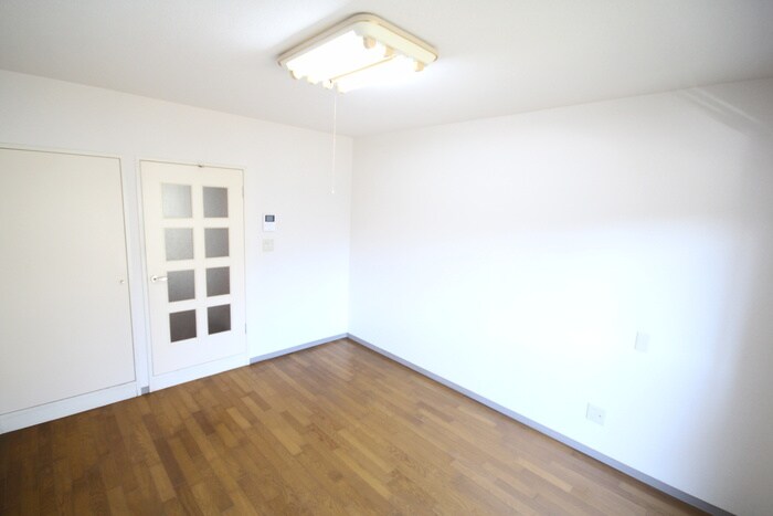 ト－ンクラスタ－学園の物件内観写真