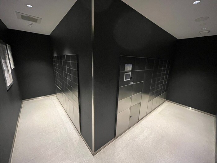 クレストコート志村坂上の物件外観写真