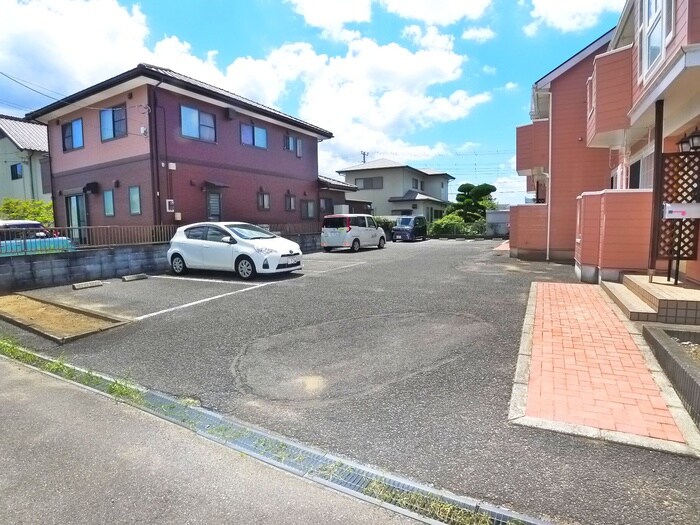 サンクレストの物件外観写真