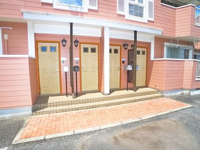 サンクレストの物件外観写真