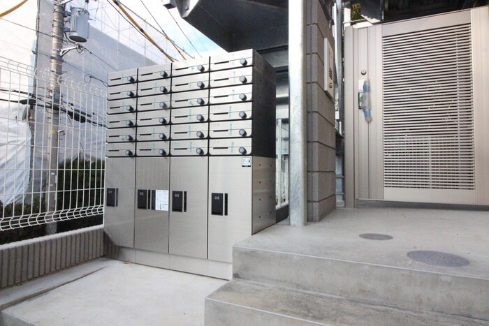 リポス瀬谷C棟の物件外観写真