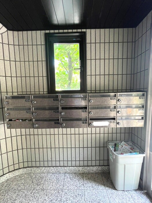 ベルウッド明大前の物件外観写真