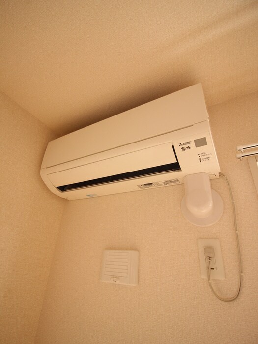 ハイネスＥの物件内観写真