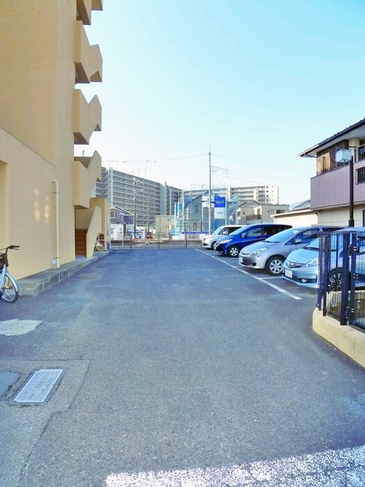 第５千代田マンションの物件外観写真