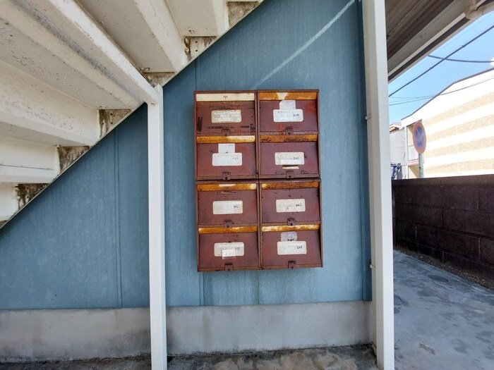 ク－ルジュネスの物件外観写真