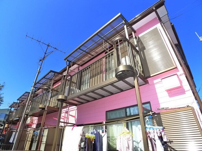 シャトルナカケイの物件外観写真